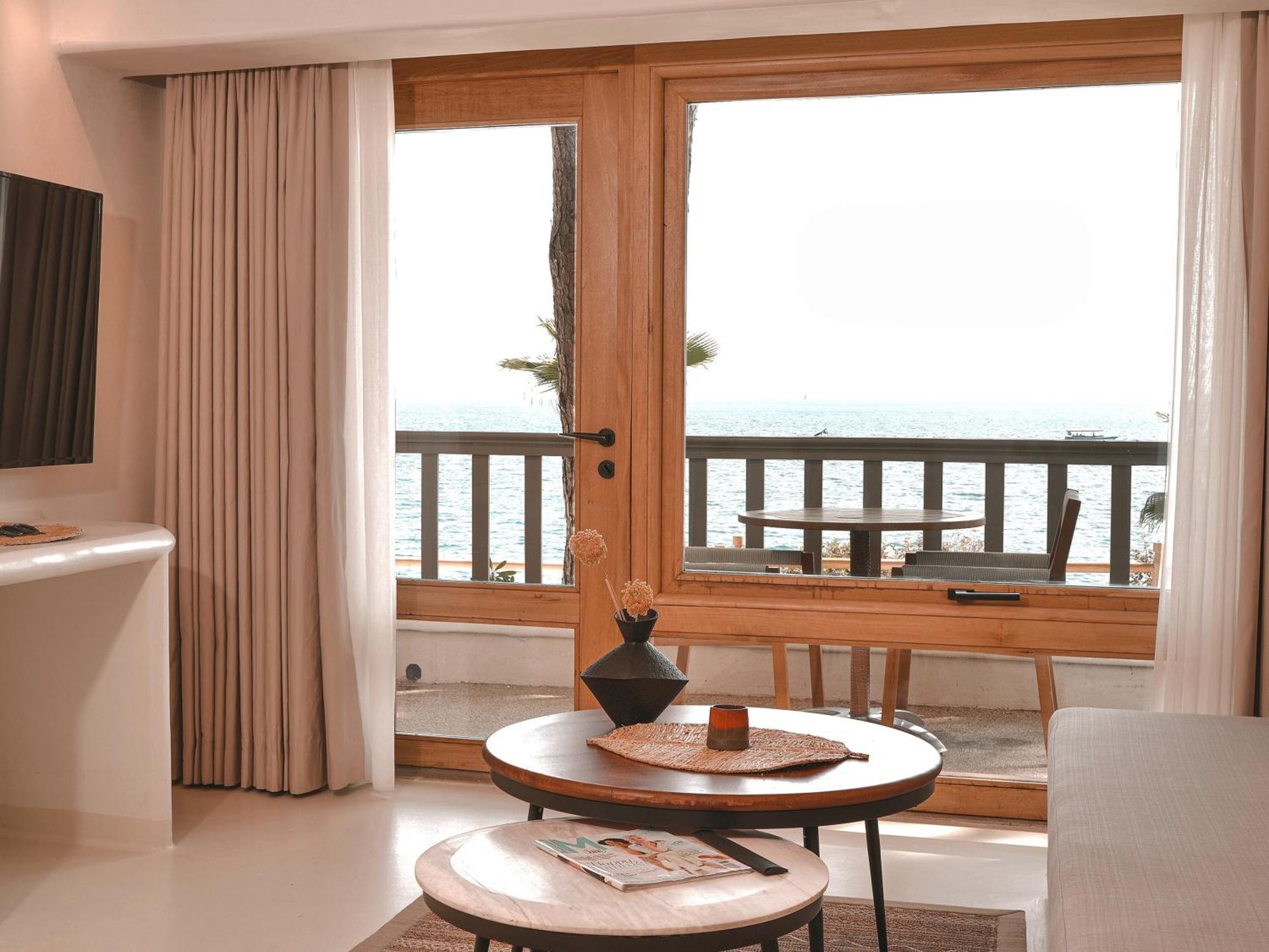 Perios Beach House - Adults Only Турунч Номер фото